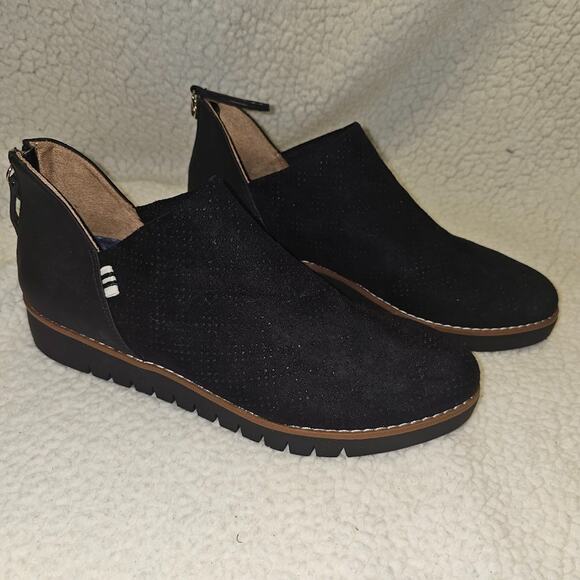 Dr Scholls Insane Shootie Ankle Boots Loafer Faux Suede Perforated Women Sz 8.5 - Picture 9 of 9